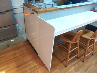 小工事 カウンターを撤去し行き来しやすくなったキッチン